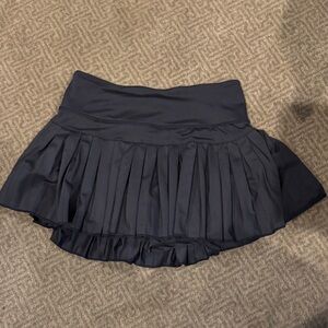 Chic Black Pleated Mini Skirt